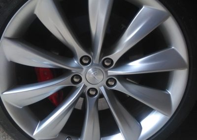 Image of a repaired Tesla alloy wheel