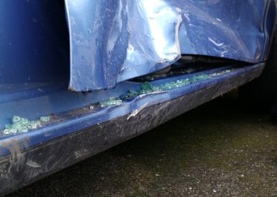 VW Polo with pillar and sill damage